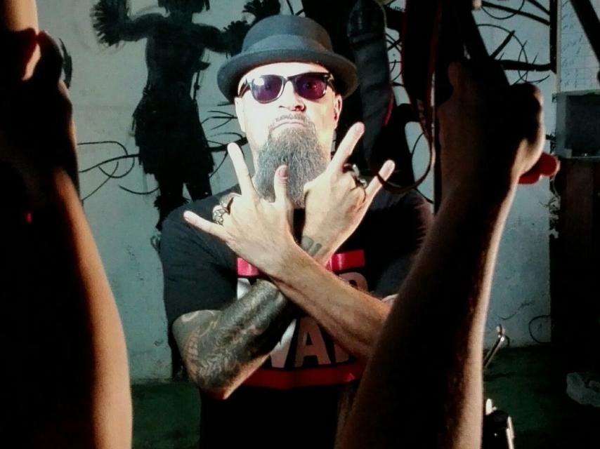 El líder de Def con Dos, César Strawberry