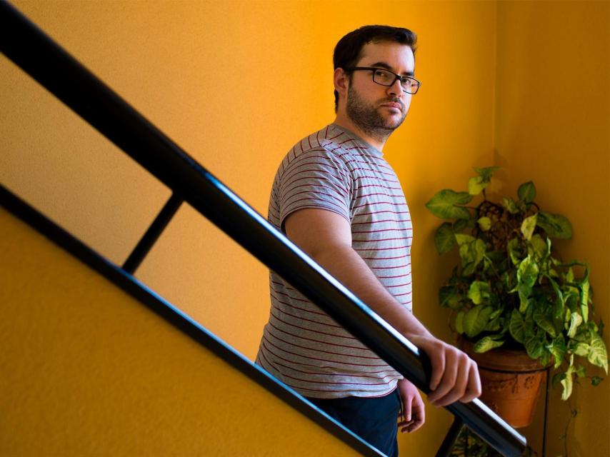 Juan trabajó en precario durante 10 años.