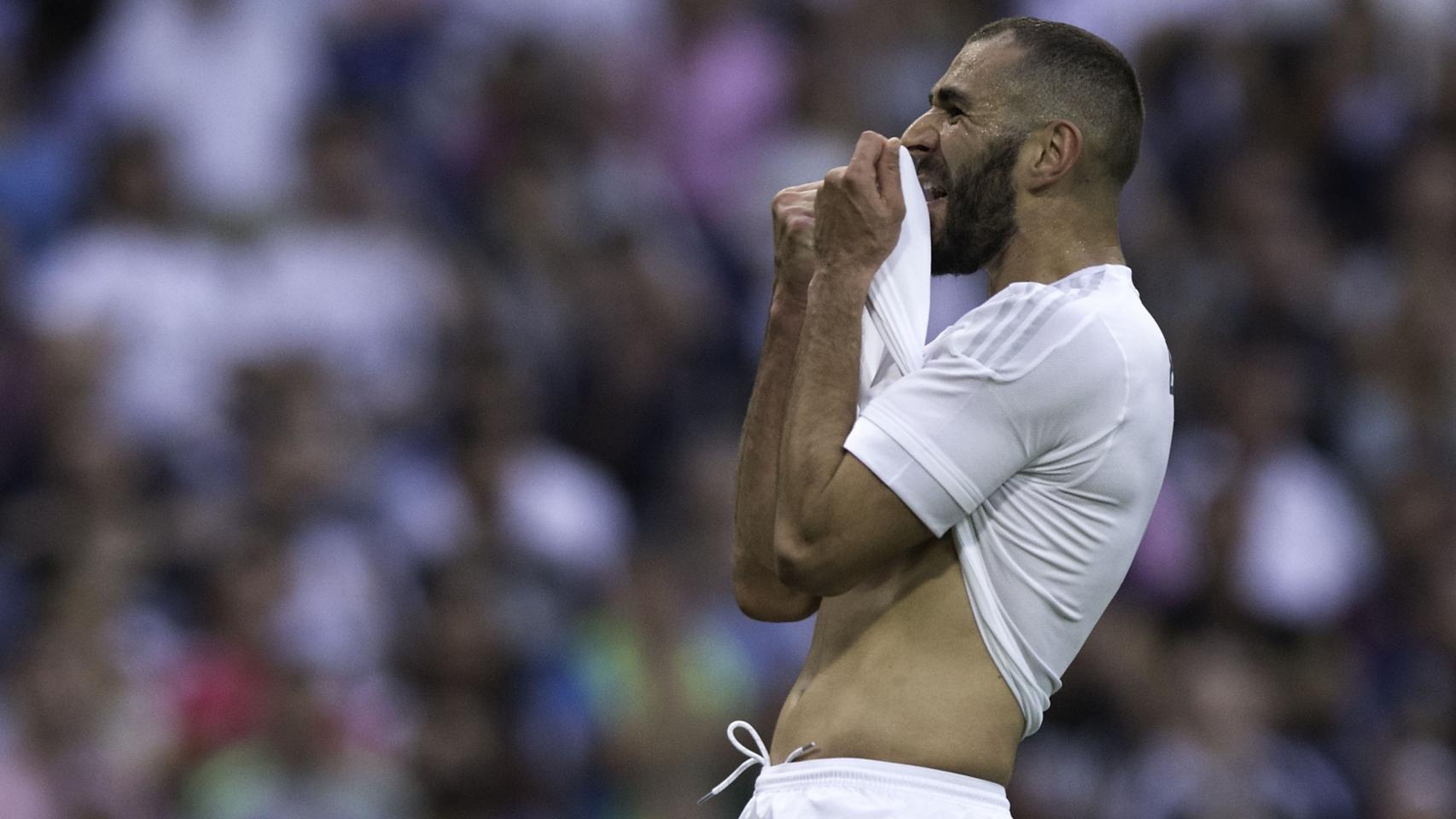 Benzema, durante el partido contra el Malaga.