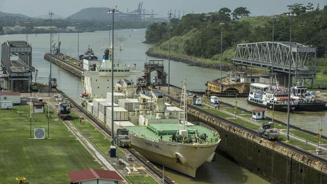 Esclusa de Miraflores.