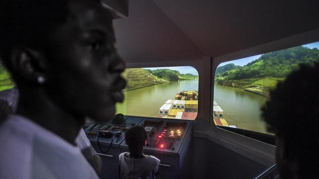 Simulador del museo de visitantes.