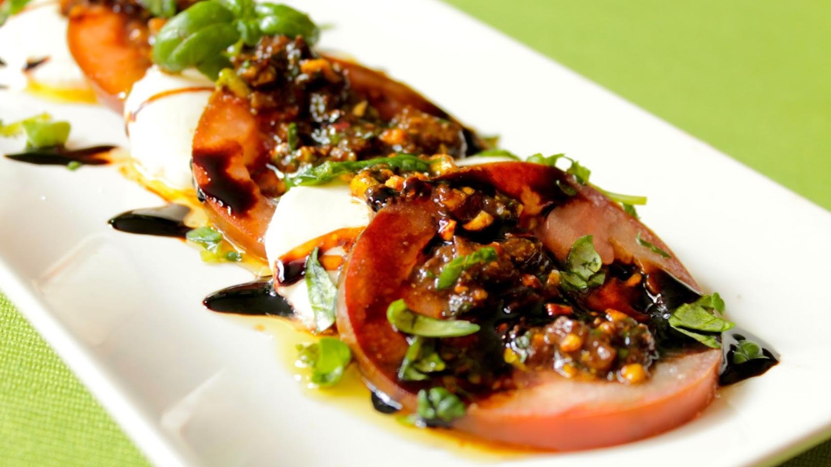 Ensalada capresse con mozzarella