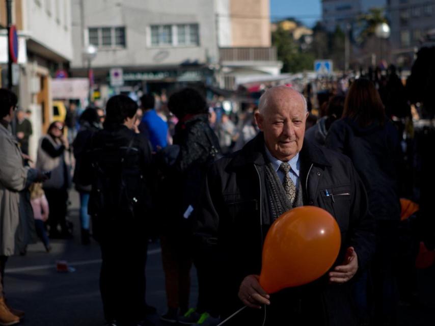 Mercadillo de Arteixo durante la campaña electoral.