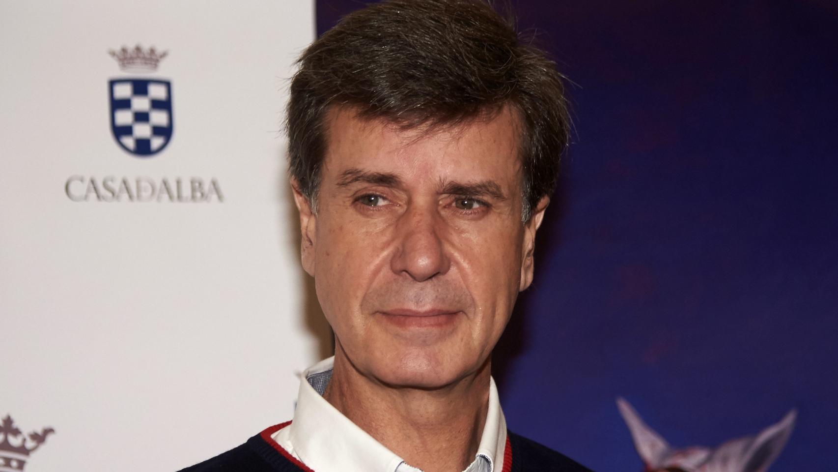 Cayetano Martínez de Irujo ha sido intervenido dos veces por una obstrucción intestinal