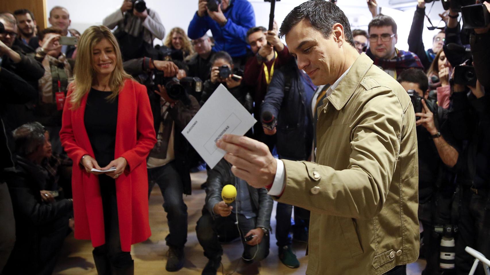 Sánchez y su mujer han sido un matrimonio compenetrado cromáticamente