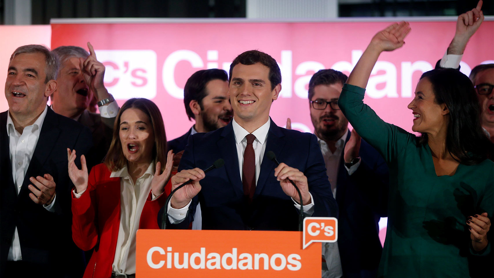 Albert Rivera se dirige a sus seguidores.