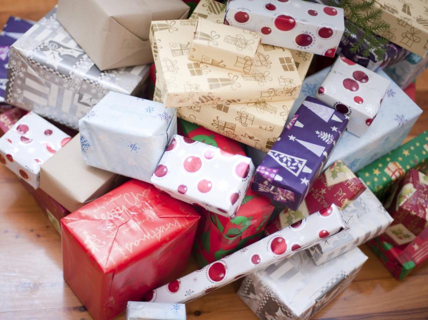 De media nos gastaremos 684 euros estas fiestas, cerca de la mitad, en regalos.