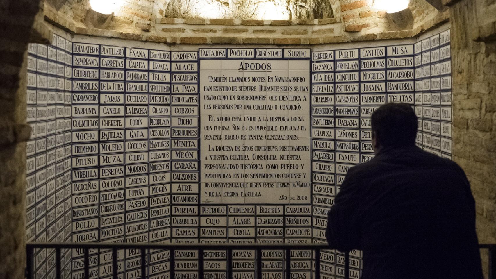 El balcón de los apodos, en las Cuevas del Concejo (Navalcarnero).