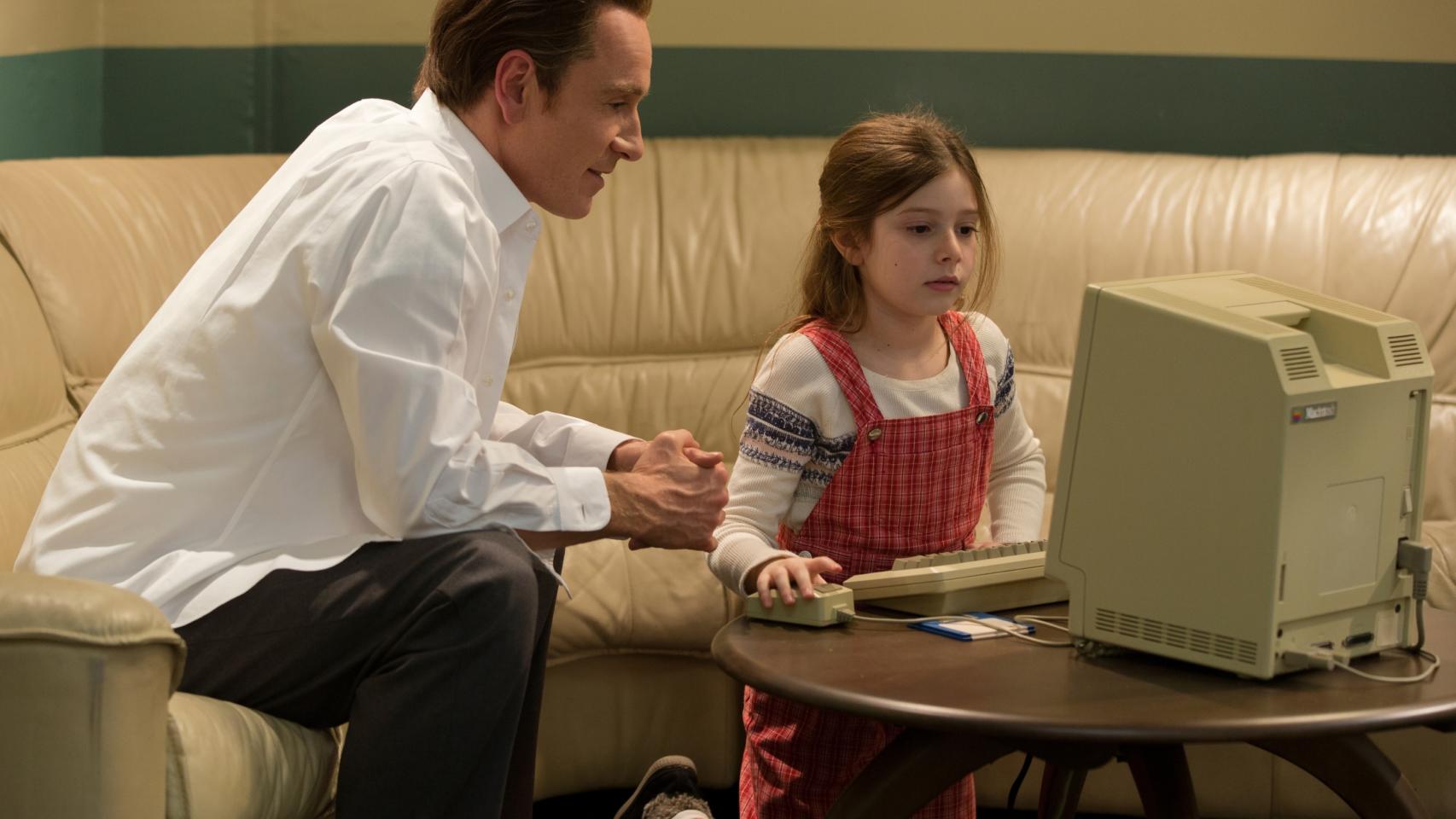 Michael Fassbender y Ripley Sobo, padre e hija en el filme