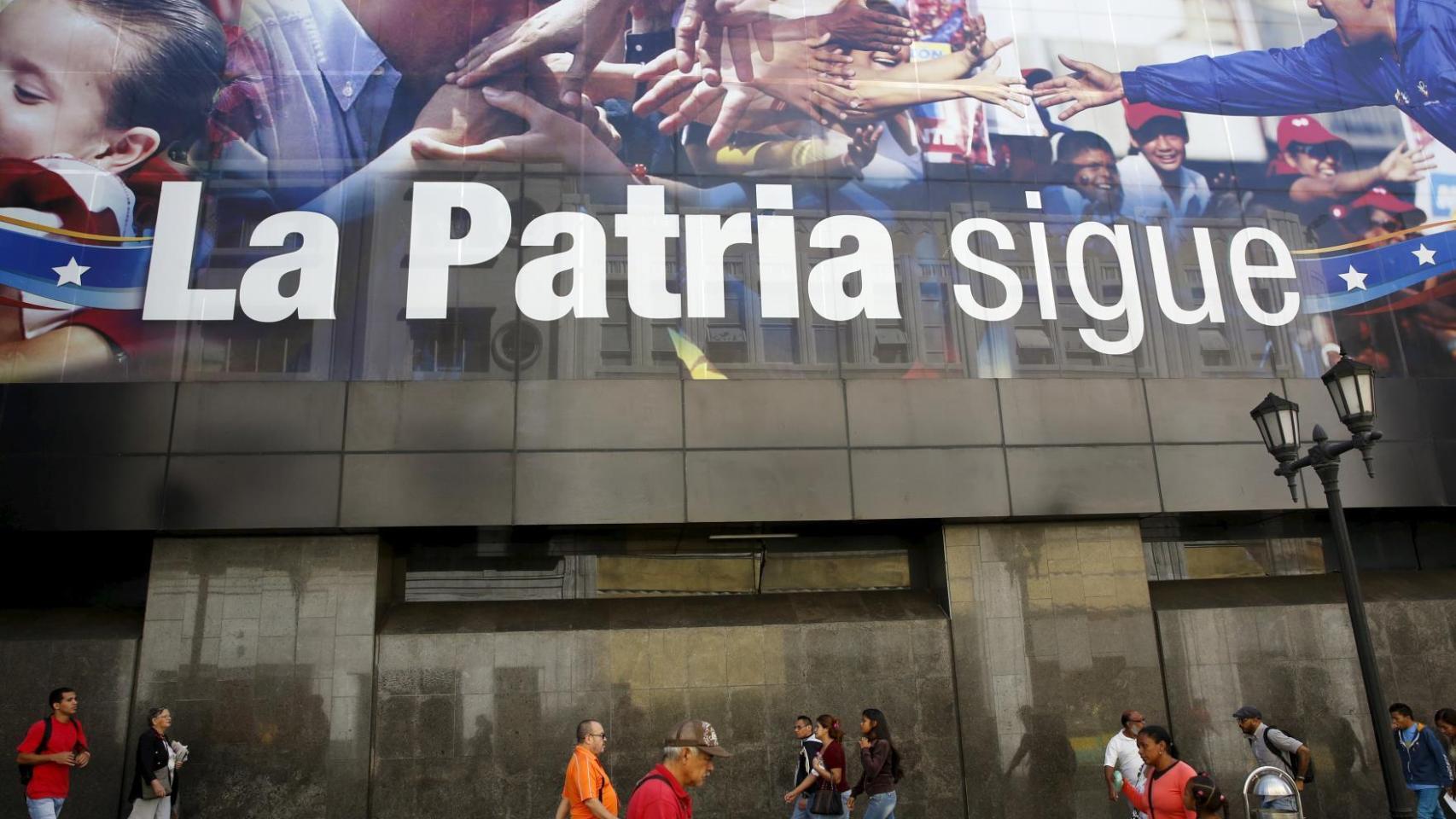 El chavismo abre distintas gestiones para revisar las elecciones perdidas.