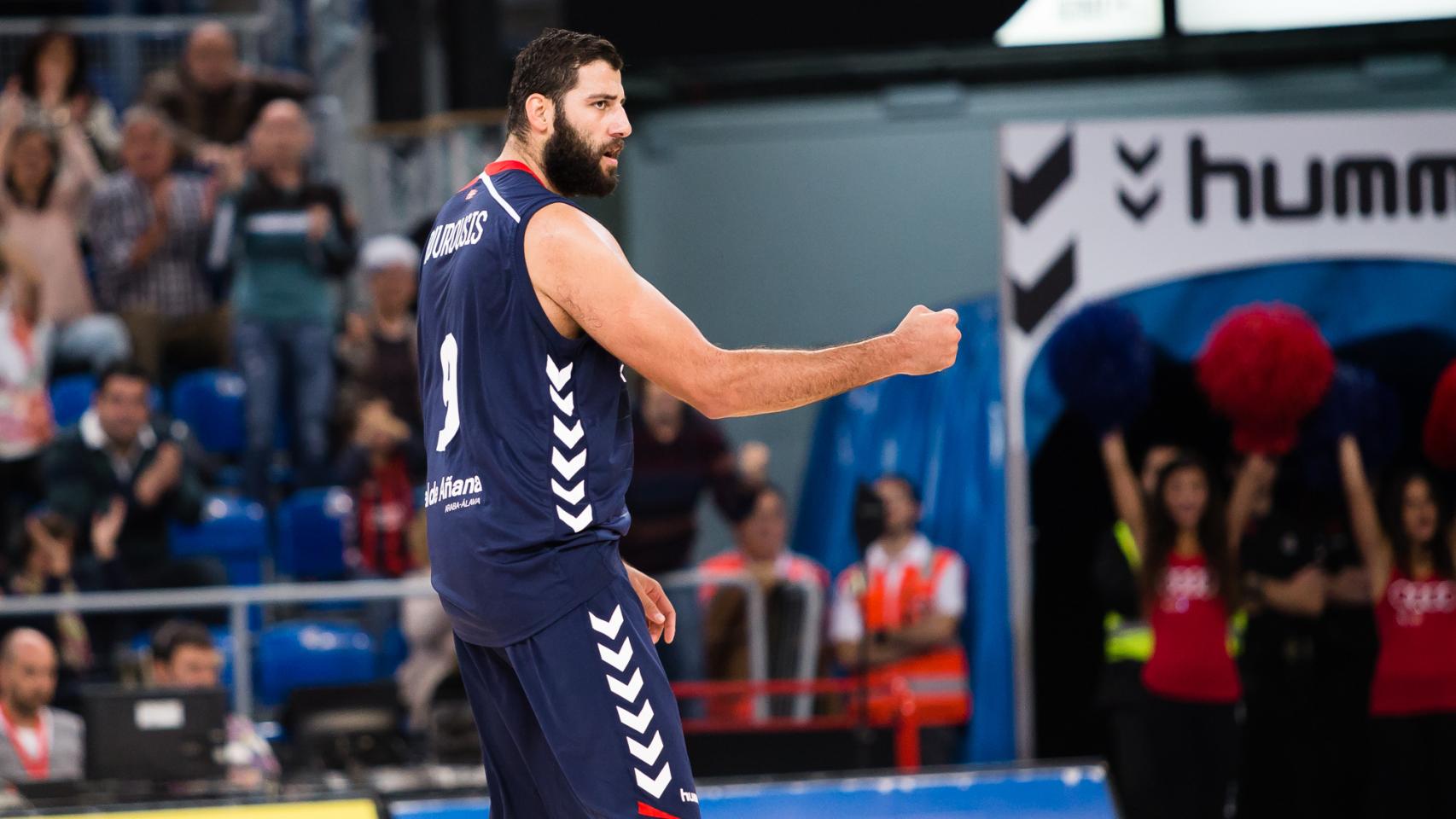 Bourousis es el jugador más valorado de la ACB (21.2 puntos).