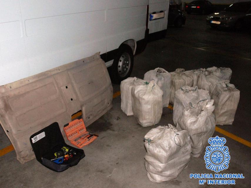 Parte el alijo incautado