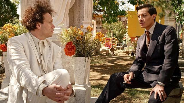 Elmer Bäck y Luis Alberti, como Eisenstein y Cañedo, en el filme de Greenaway