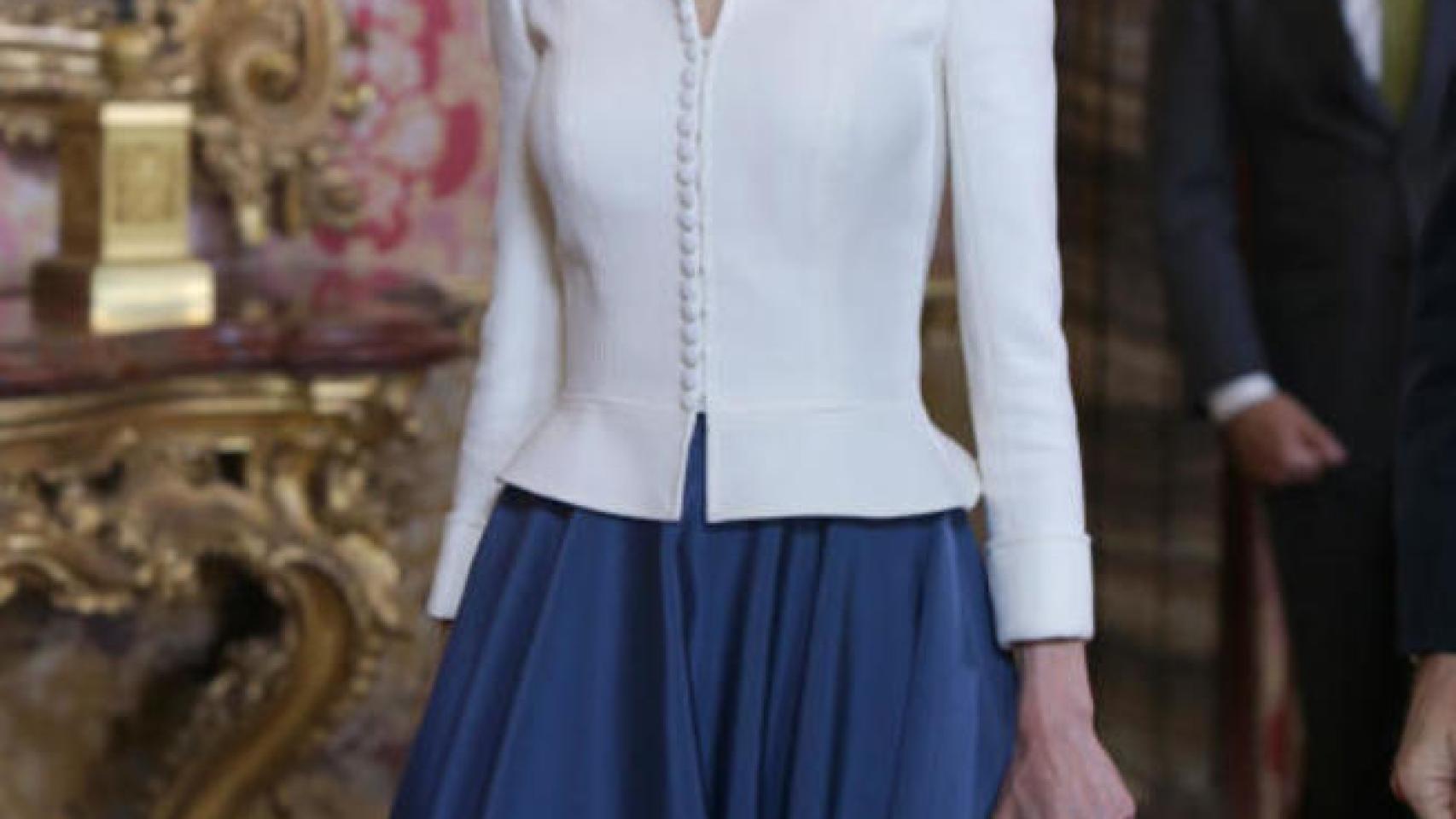 Doña Letizia en el almuerzo de los Premios Cervantes en abril de 2015