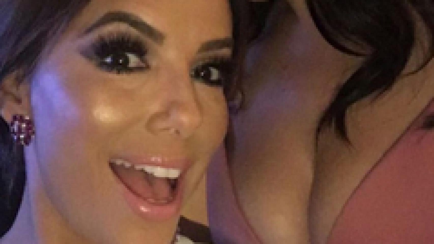 Eva Longoria se hace un selfie con Katy Perry
