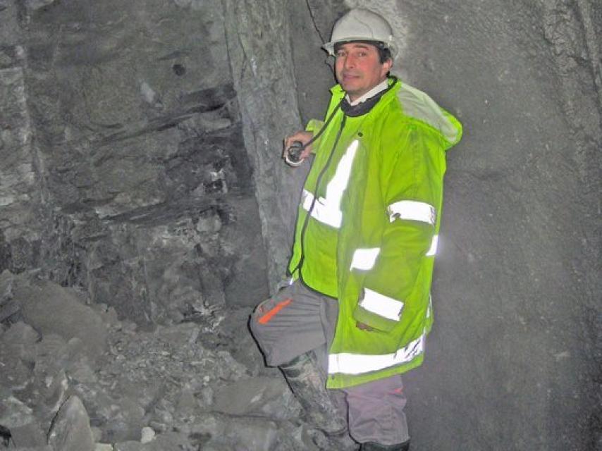 Enrique Bernárdez, en el túnel de Pajares.