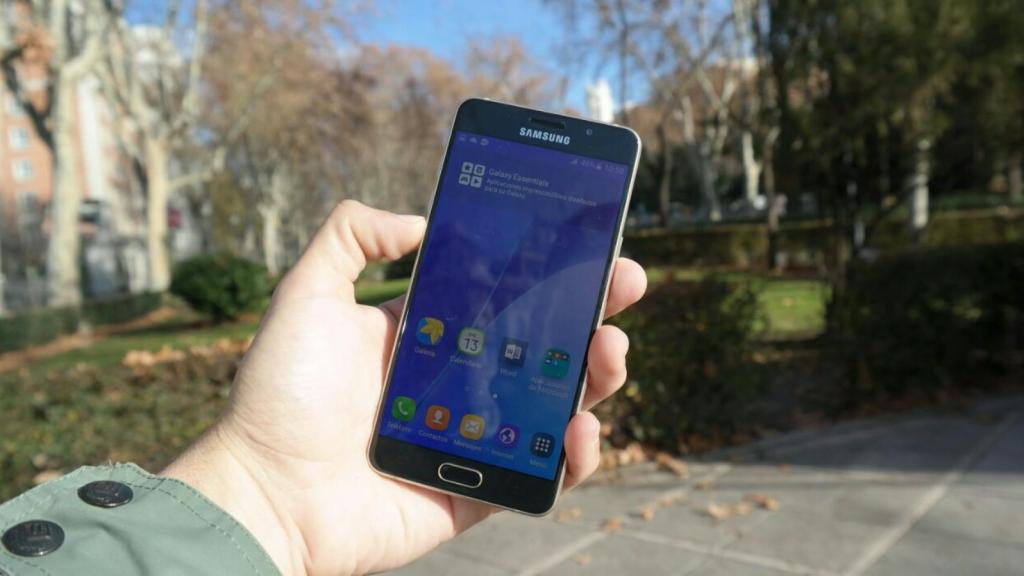Galaxy A5 2016: toma de contacto con la nueva gama media de Samsung