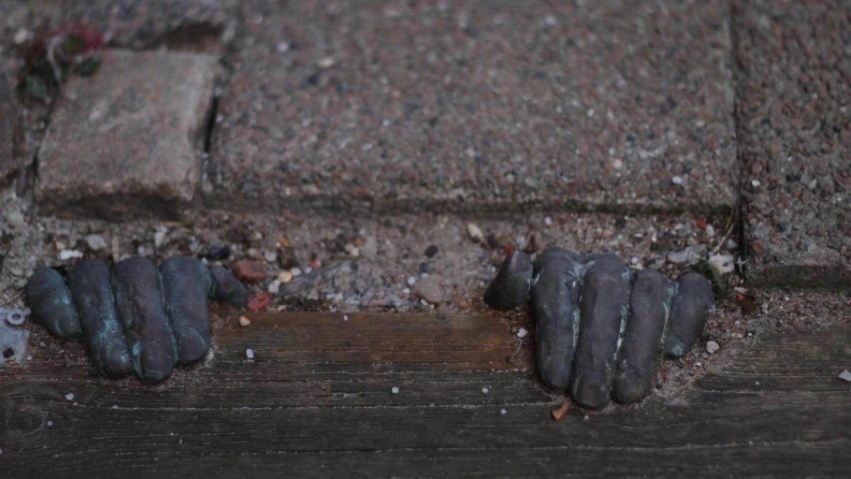 El escultor dice que Europa representa la libertad.