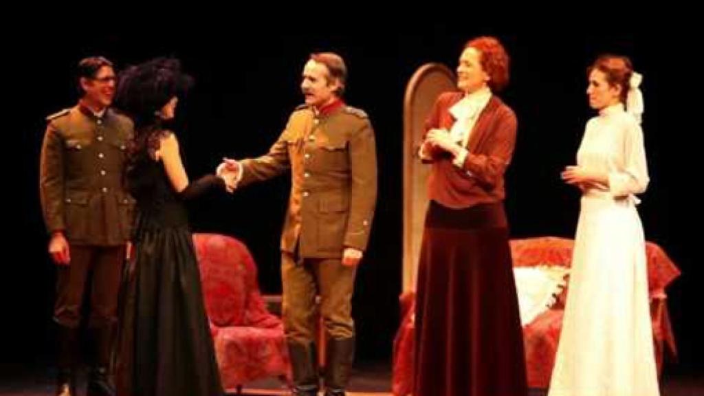 Image: Tres hermanas, ilusión y vacío