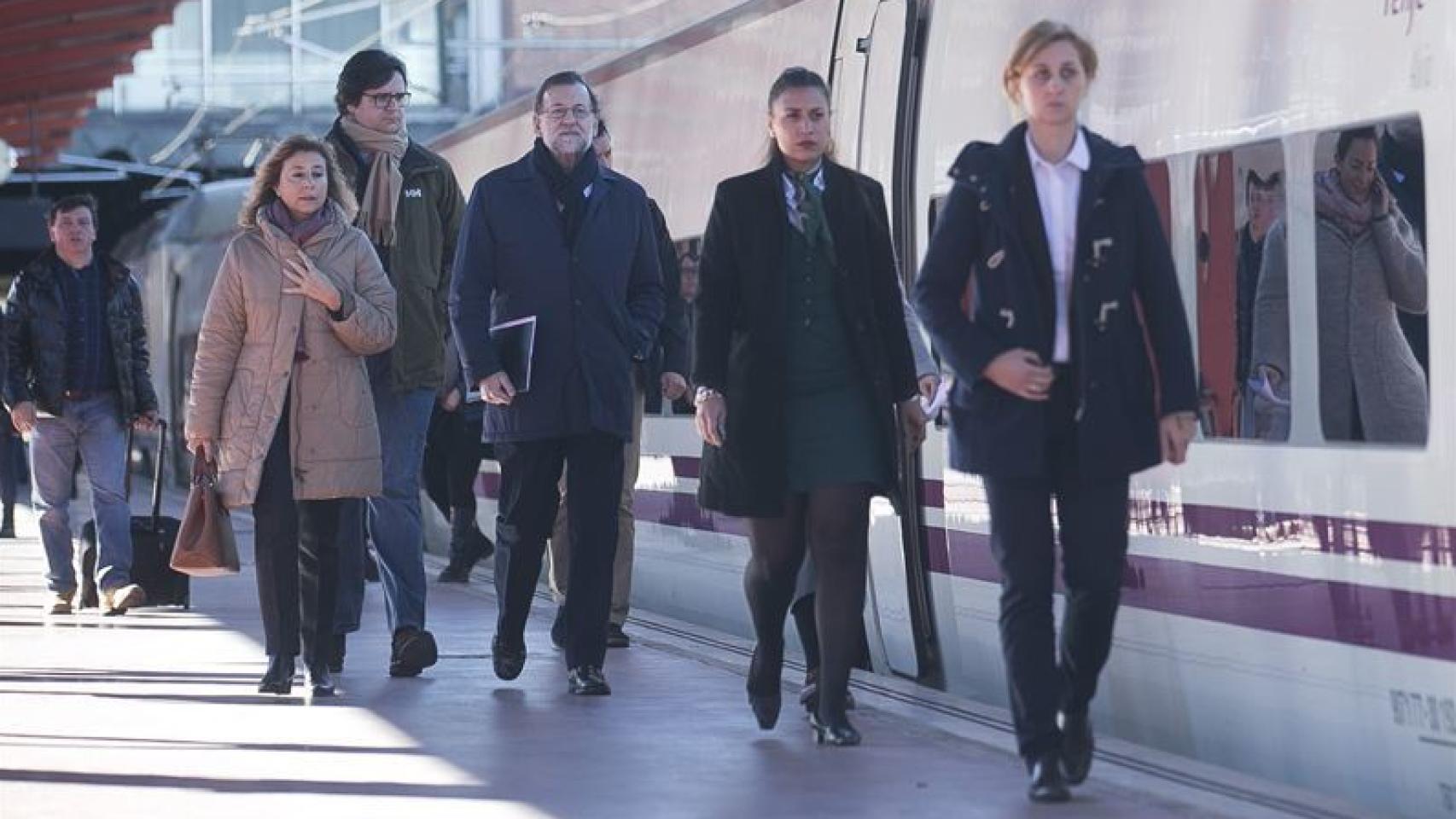 El presidente del Gobierno en funciones, Mariano Rajoy, a su llegada al Congreso.