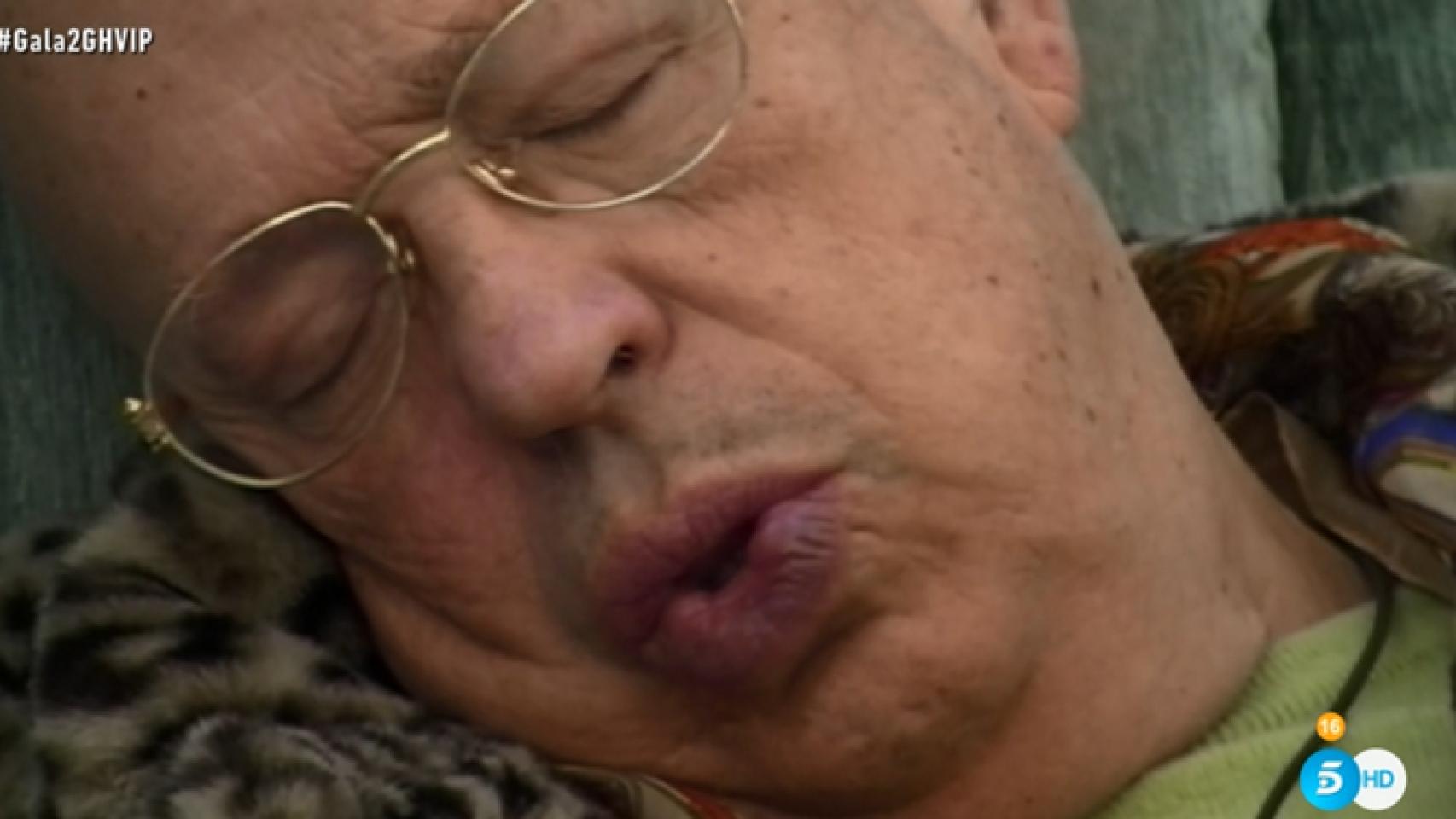 El tarotista, como la bella durmiente.