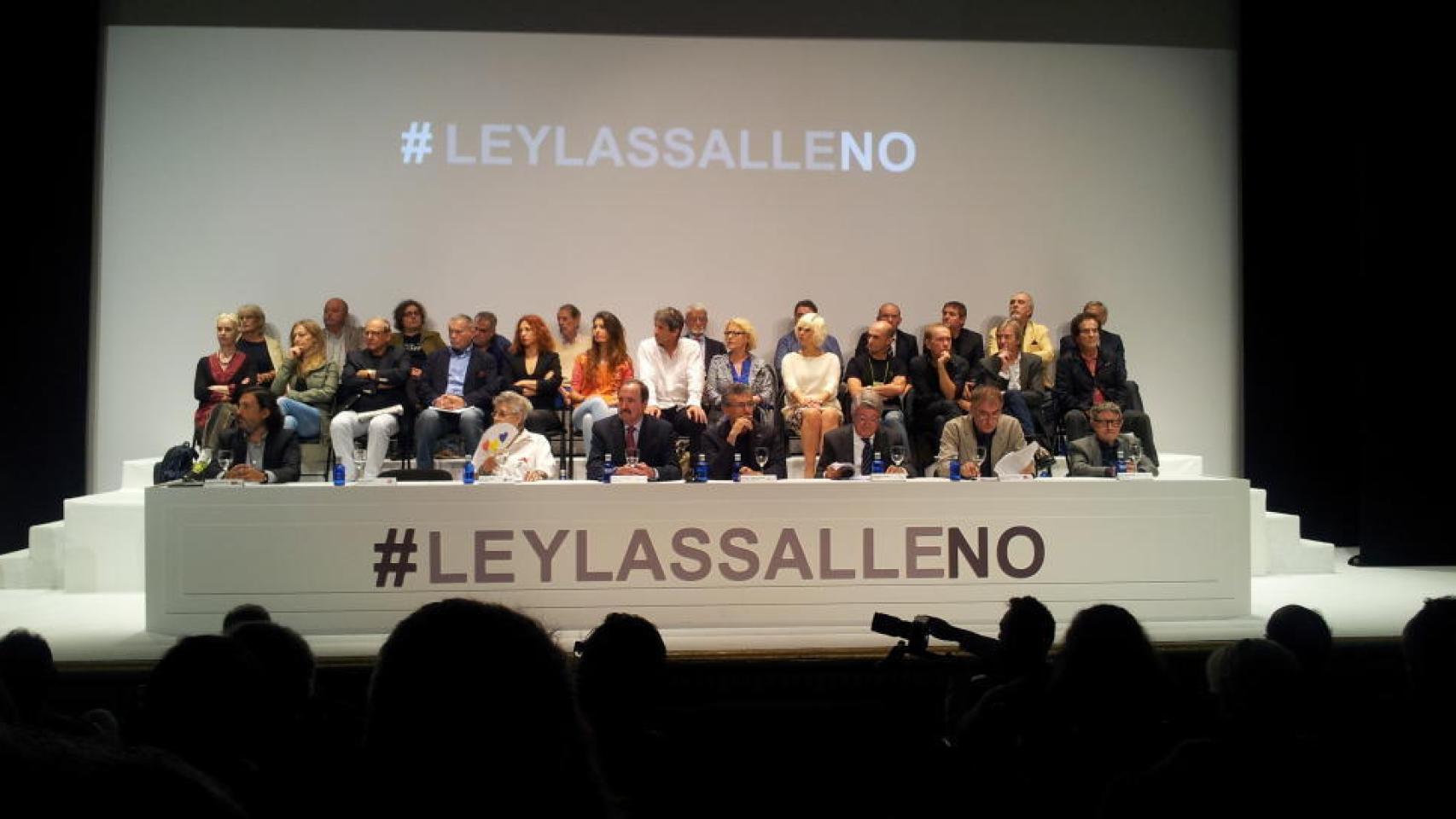 El sector cultural se reunió en noviembre de 2014 contra la Ley Lassalle.