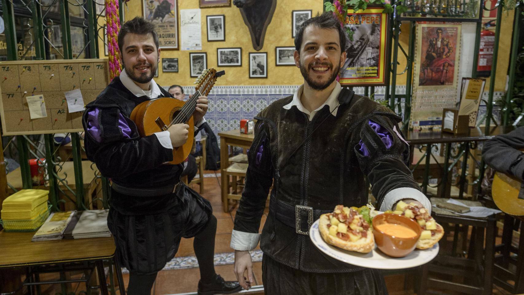 El 'Cunetas' y el 'Lodos' salen a buscar su recompensa tras terminar los exámenes