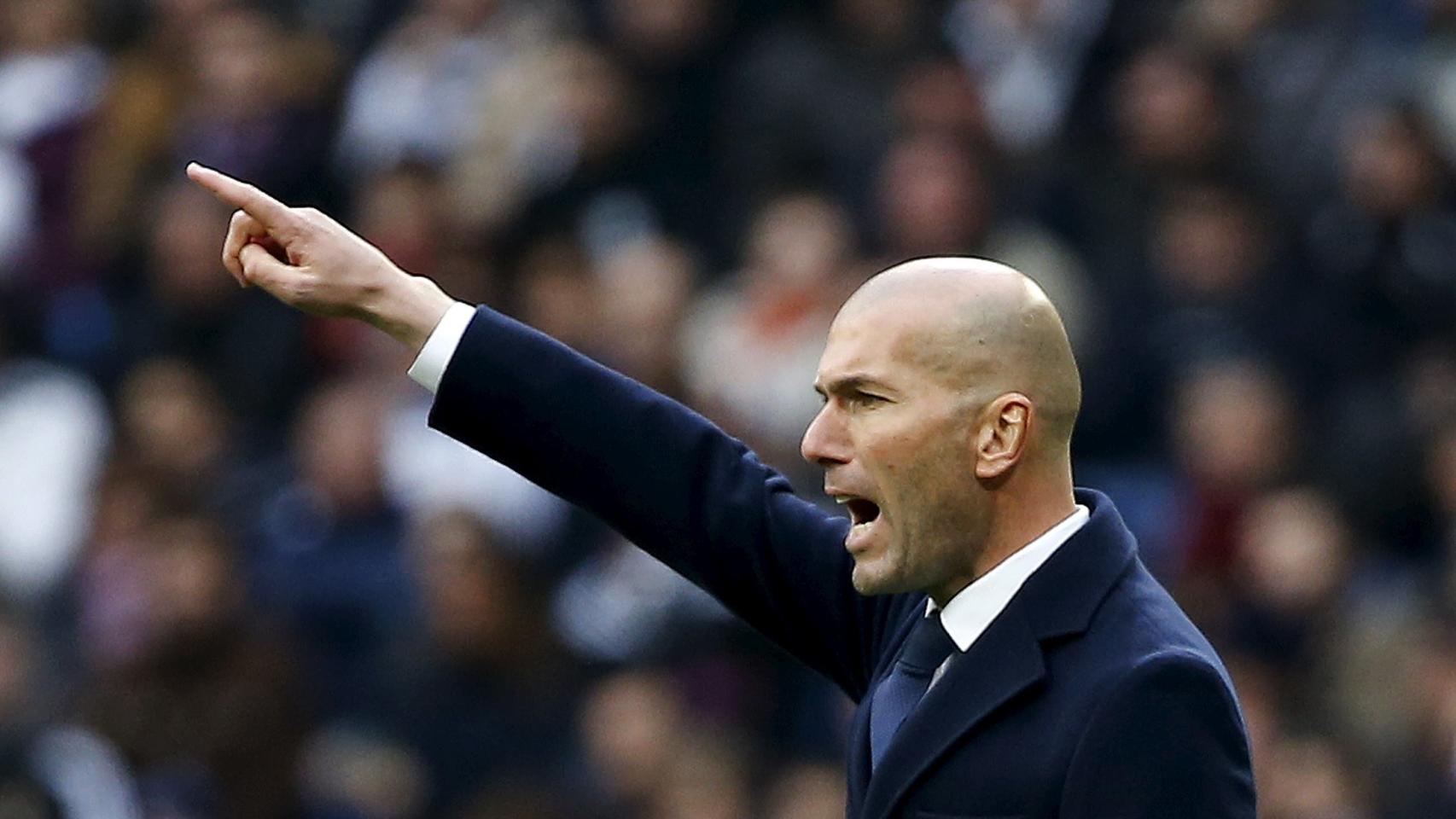 Zinedine Zidane durante un partido del Real Madrid