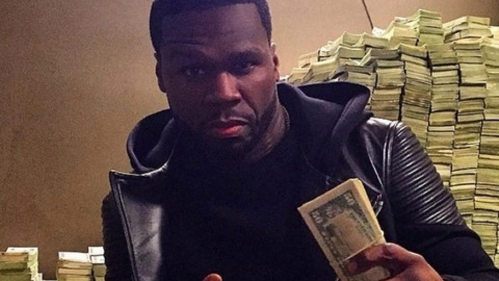 El rapero 50 cent presume de fortuna en redes sociales