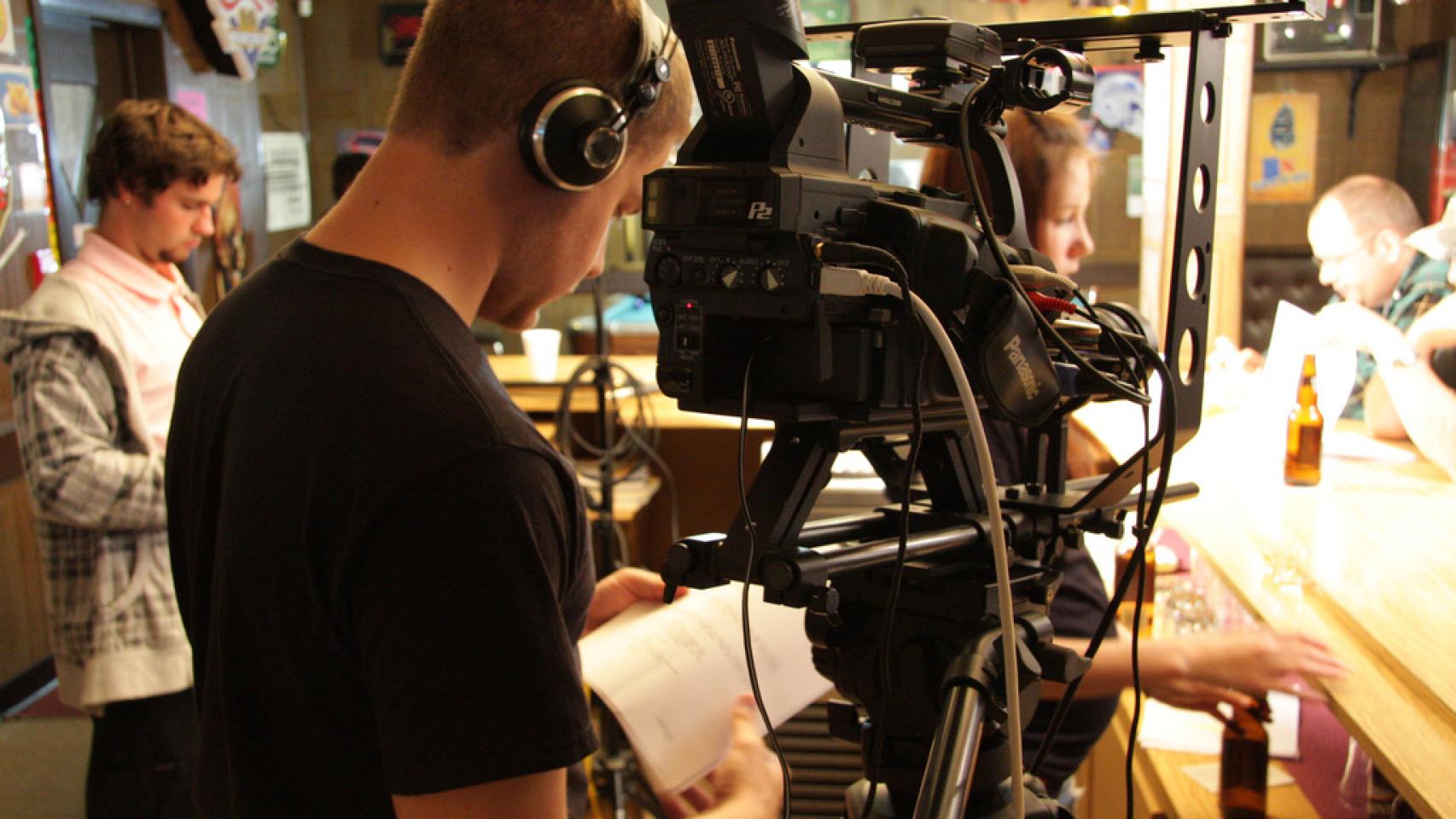 El uso del primer plano se generalizó con la irrupción de la televisión en la década de 1950.