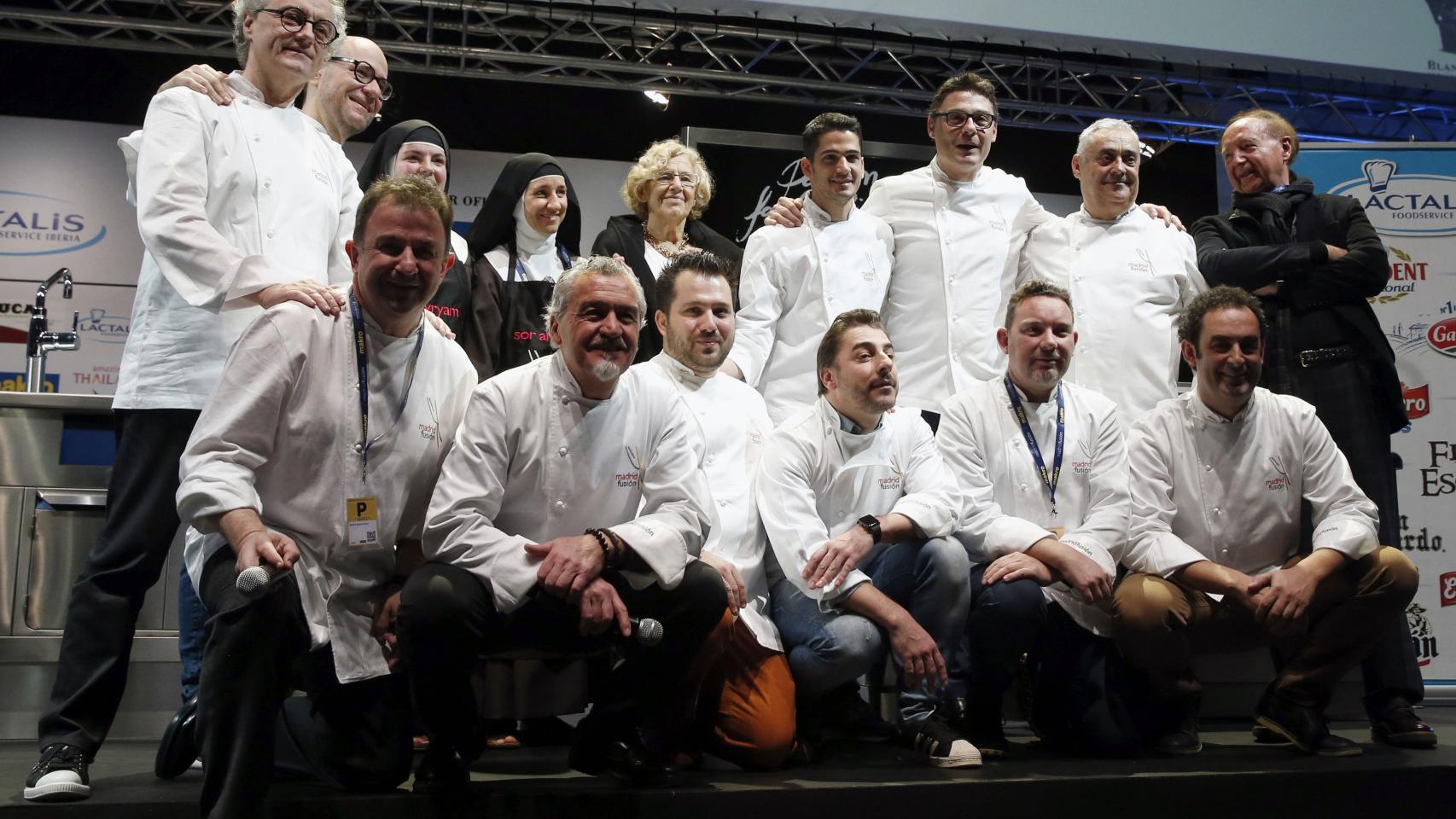 Manuela Carmena en la inauguración de la feria gastronómica