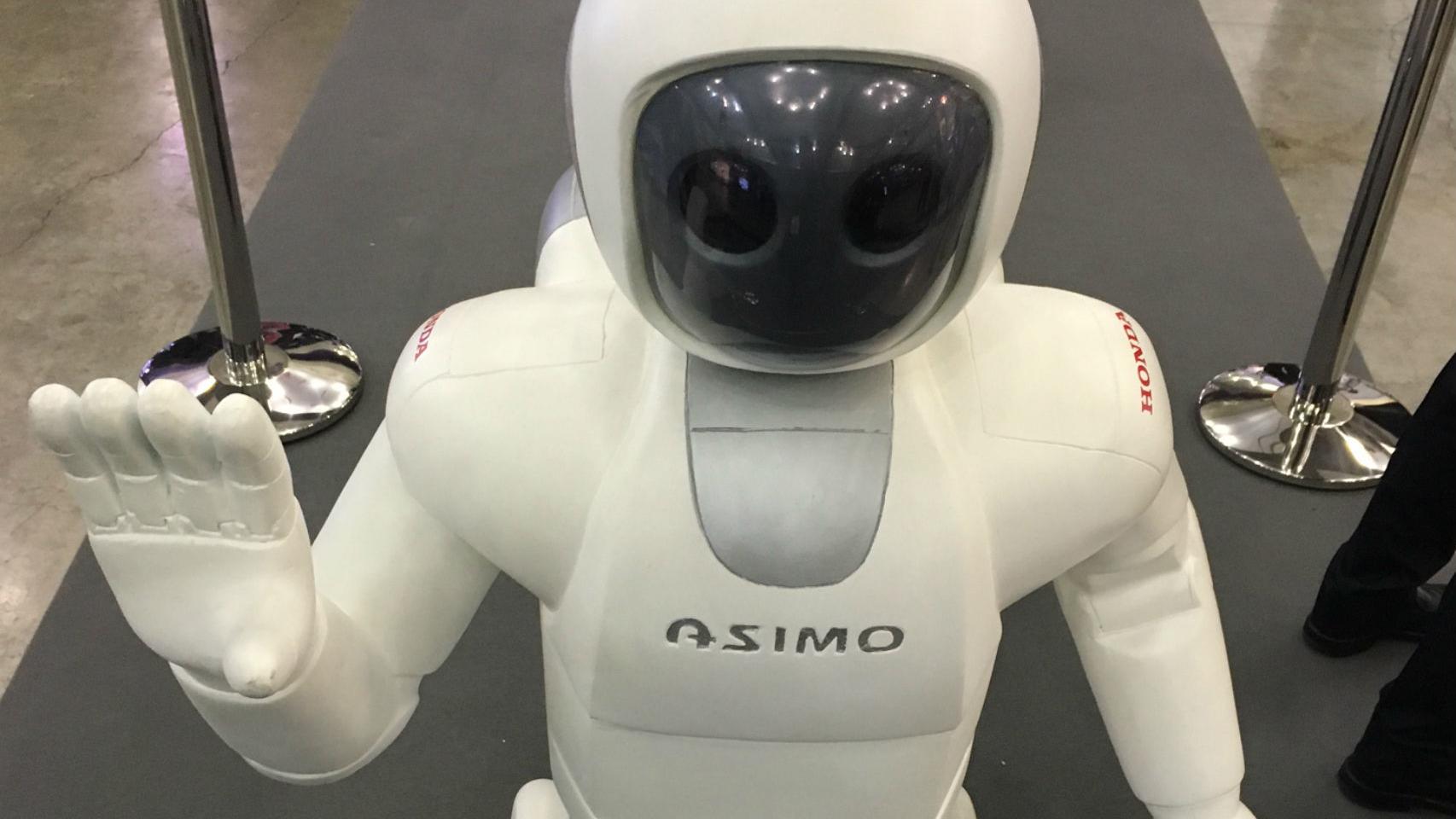 Hola, ASIMO.