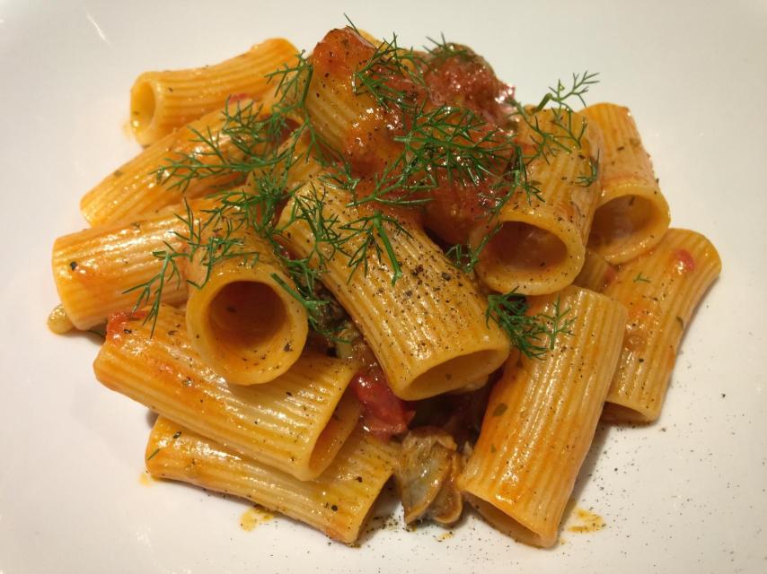 Tortiglione con caracoles.