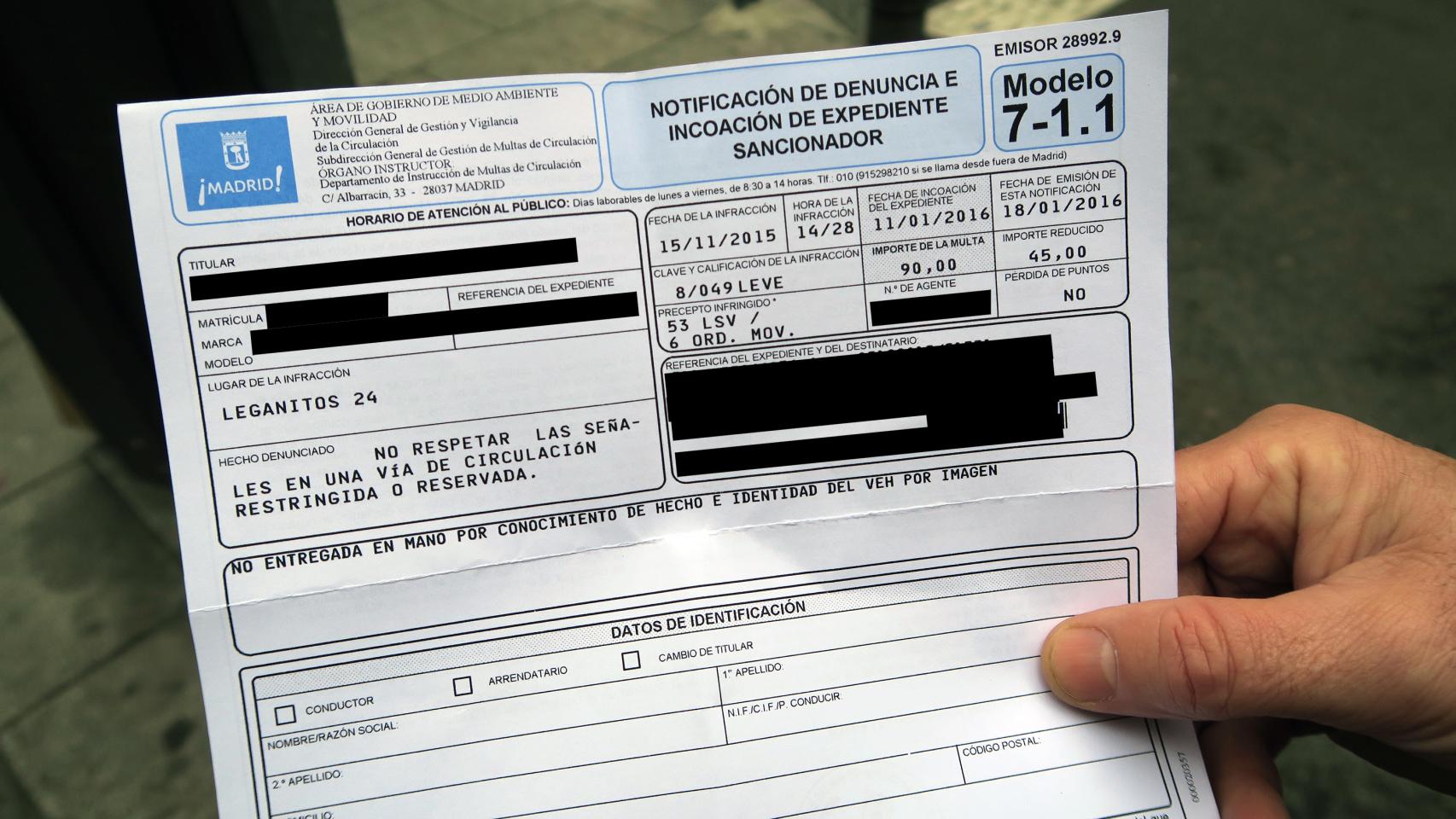 Notificación de multa por infracción en la calle Leganitos 24