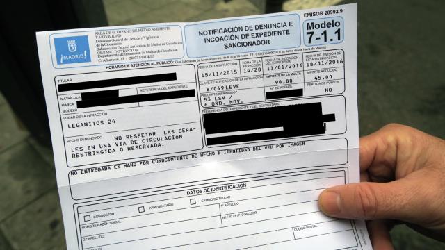 Notificación de multa por infracción en la calle Leganitos 24