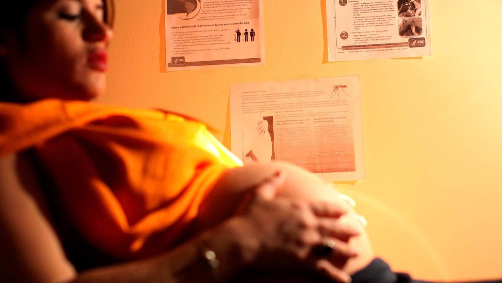 Las embarazadas, población de riesgo ante el Zika.