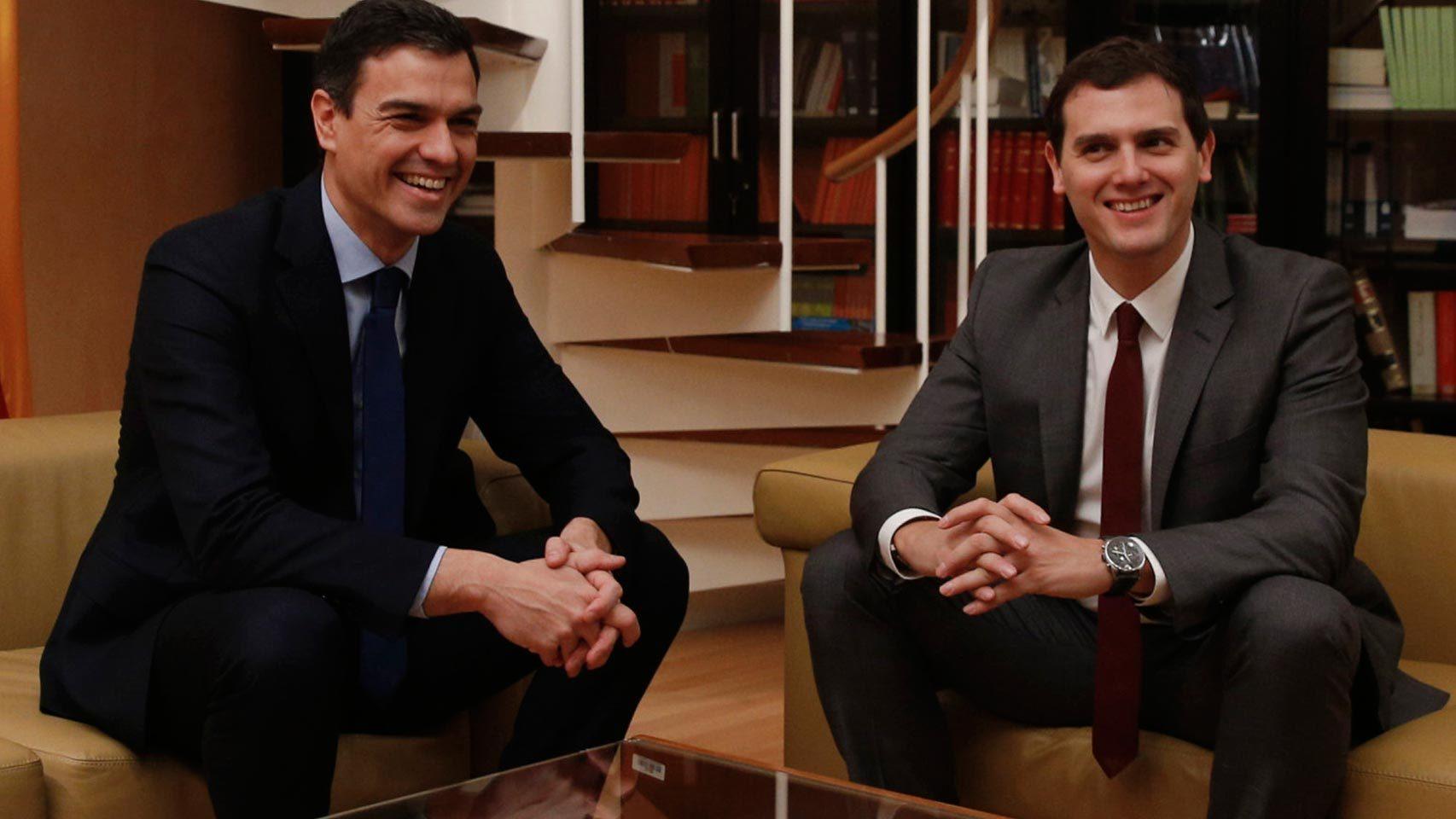 Pedro Sánchez y Albert Rivera este jueves.