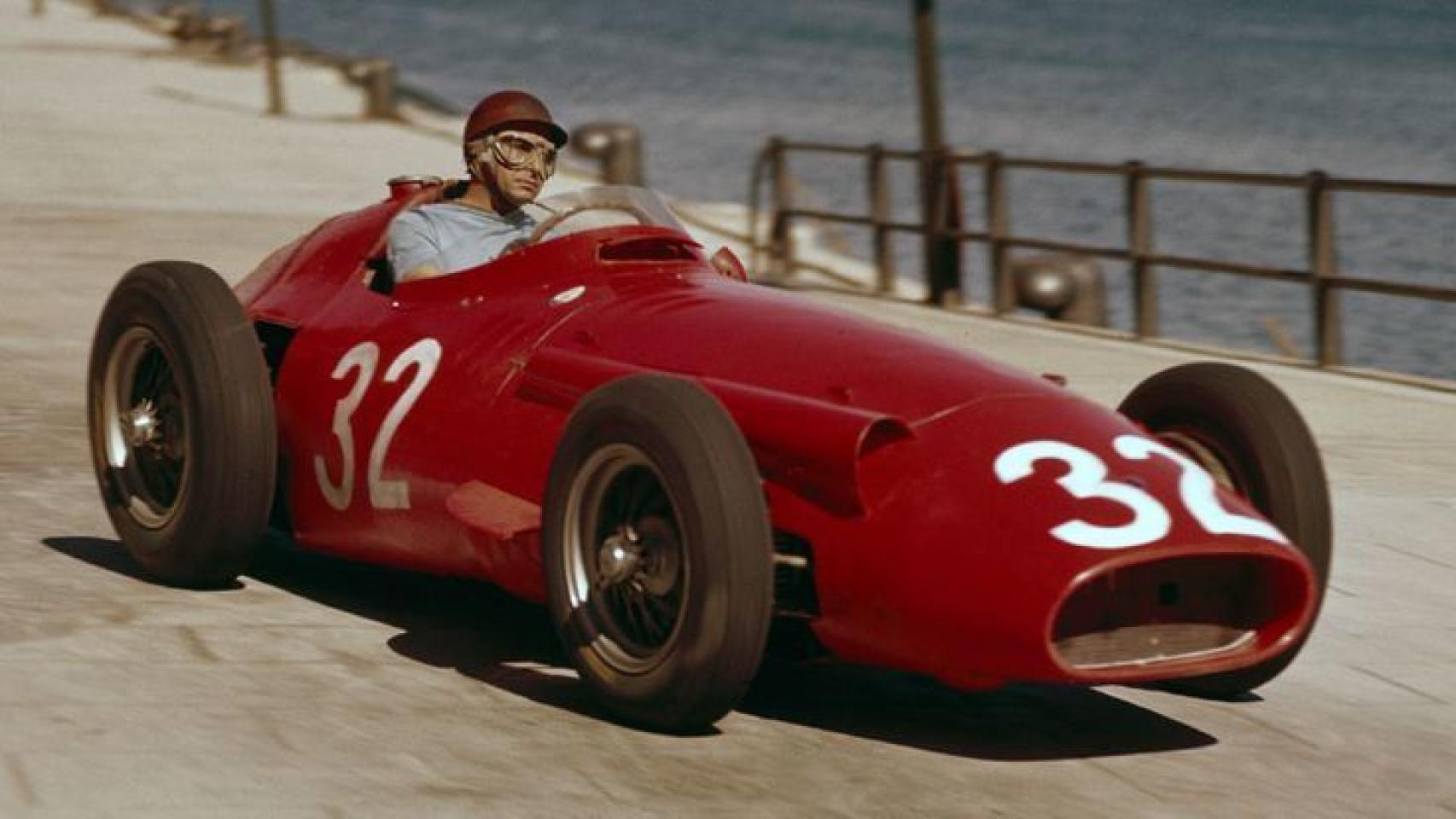 Fangio conduciendo un Ferrari