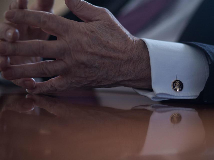 Escudo en los gemelos de Anson.