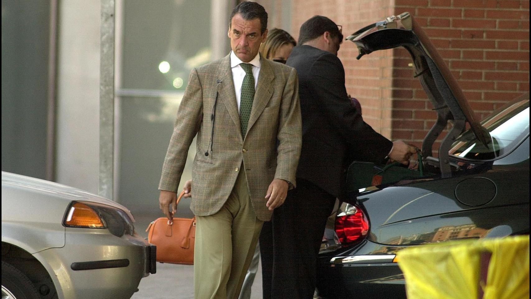 Mario Conde siempre se ha caracterizado por su elegante forma de vestir