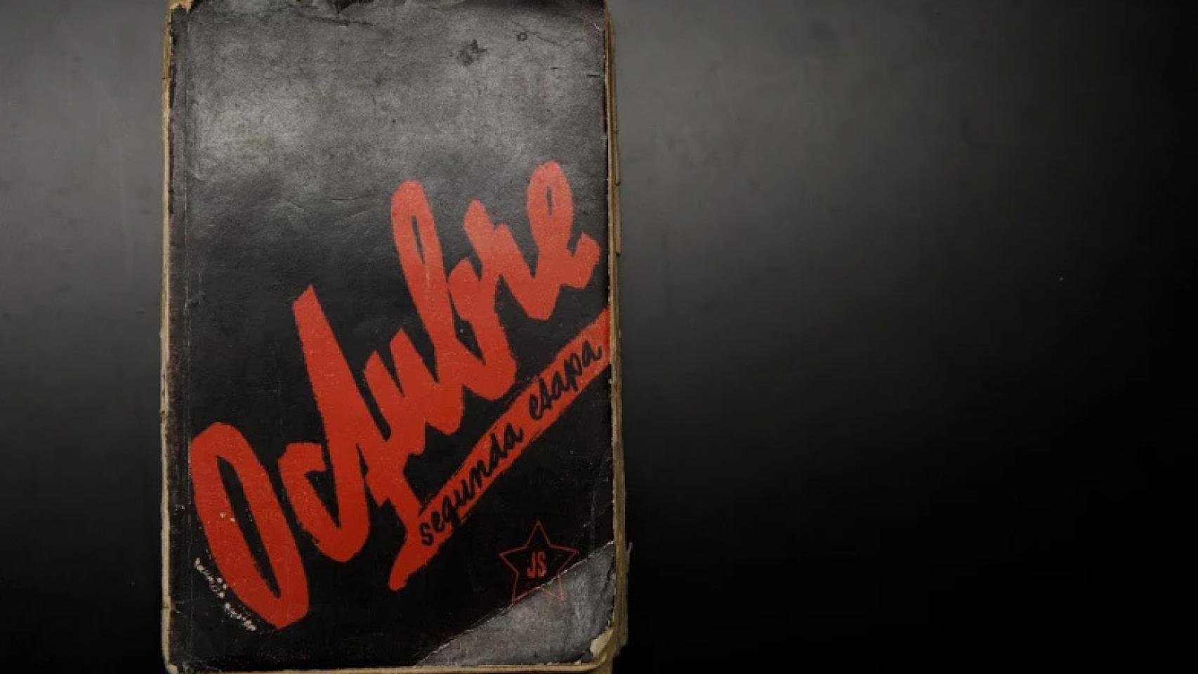 Portada de Octubre segunda etapa, de 1935.