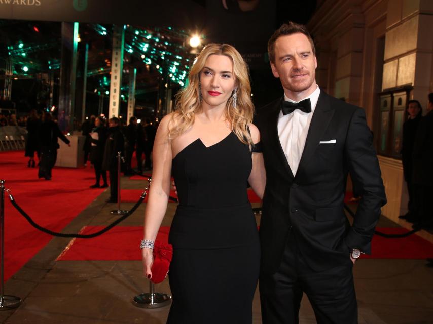 Kate Winslet y Michael Fassbender en la alfombra roja de los Premios Bafta 2016