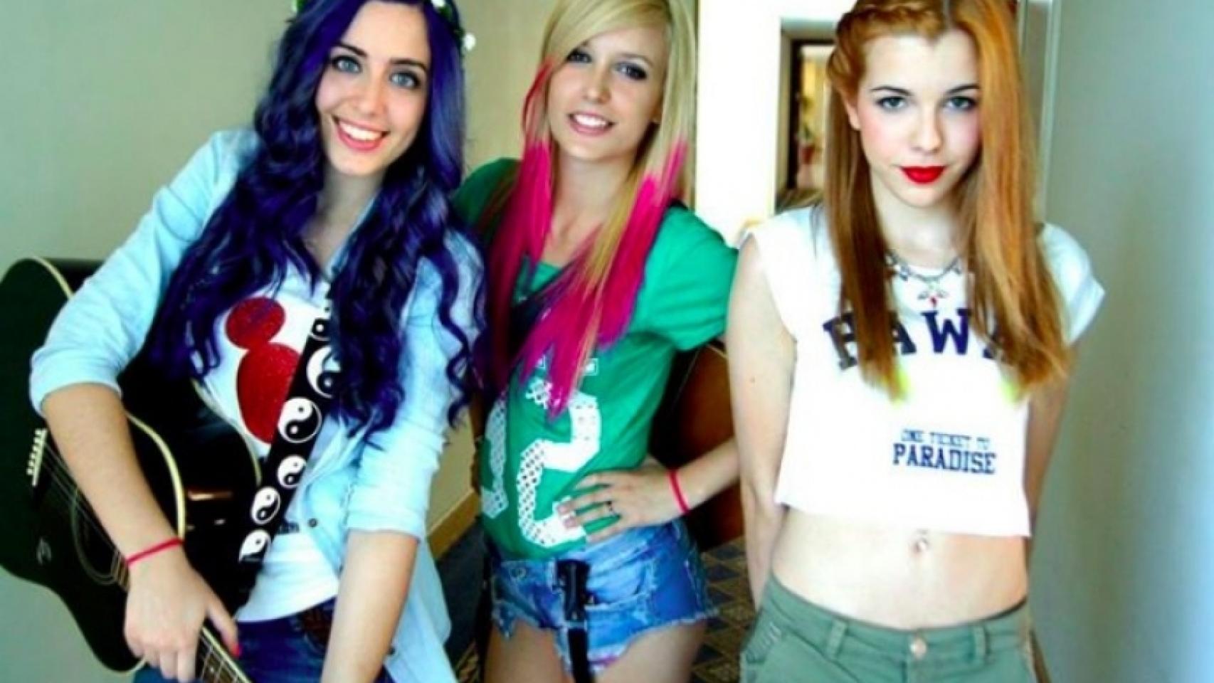 Sweet California se queda sin Rocío Cabrera (dcha), una de sus componentes