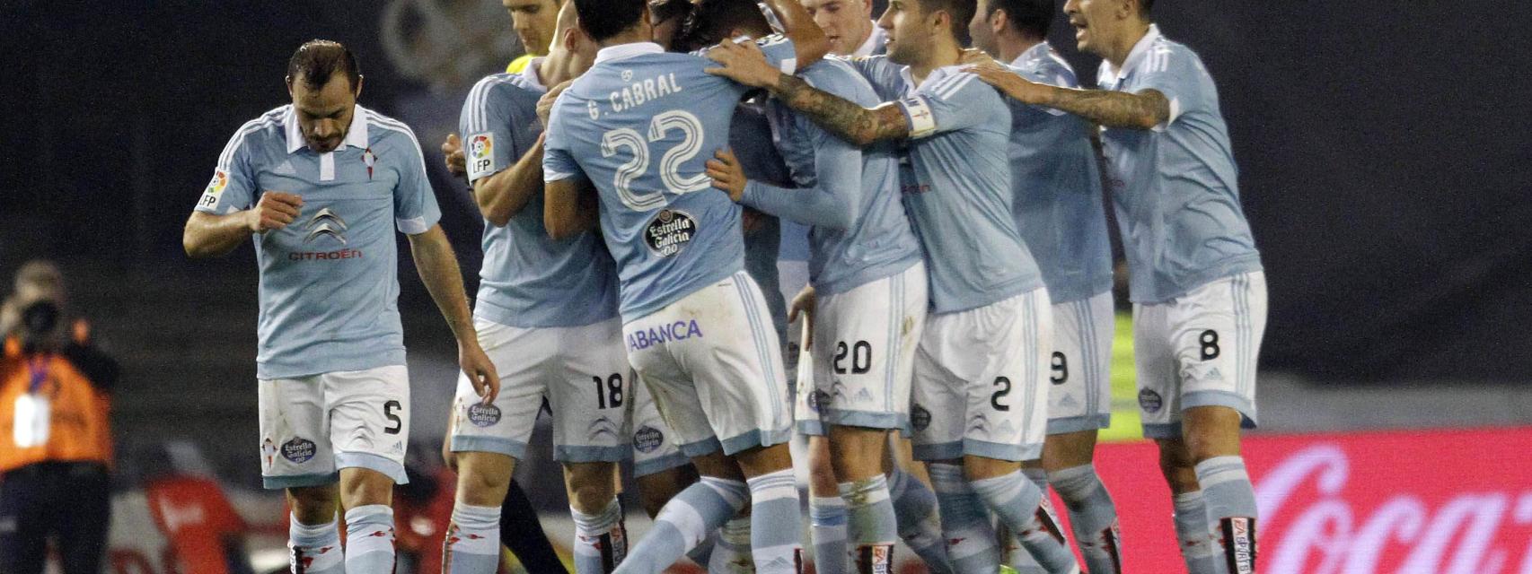 El Celta celebra un gol de Guidetti.