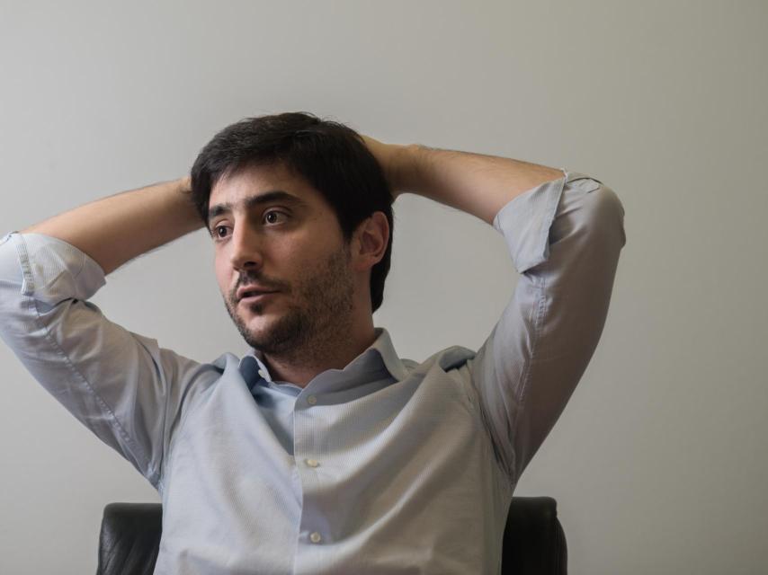 El padre de Toni redactó el programa económico de González en el 82.