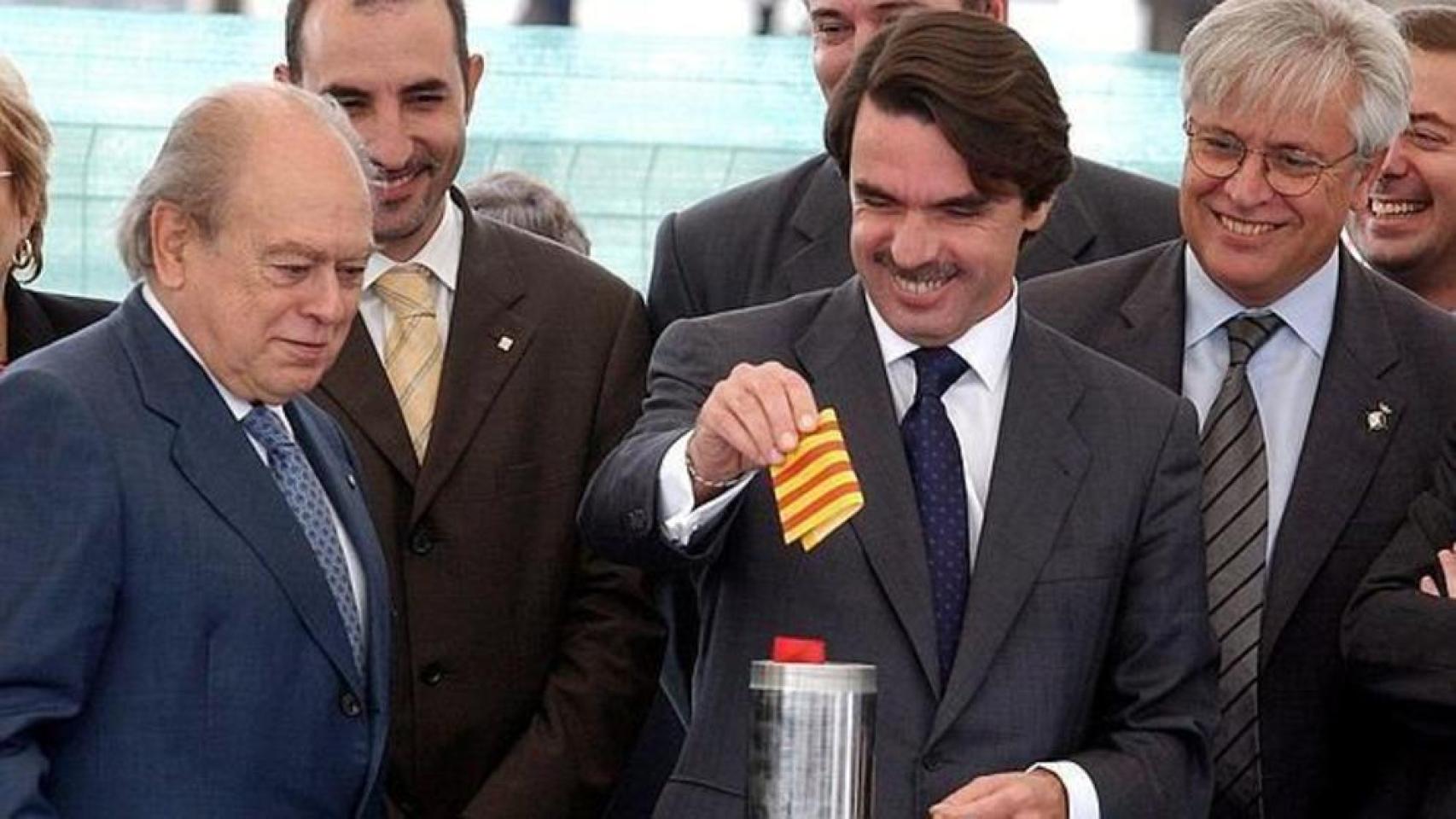 José María Aznar junto con Jordi Pujol.