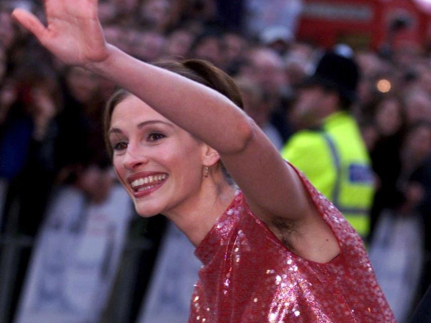 Julia Roberts con pelos en el sobaco y lentejuelas en la alfombra roja
