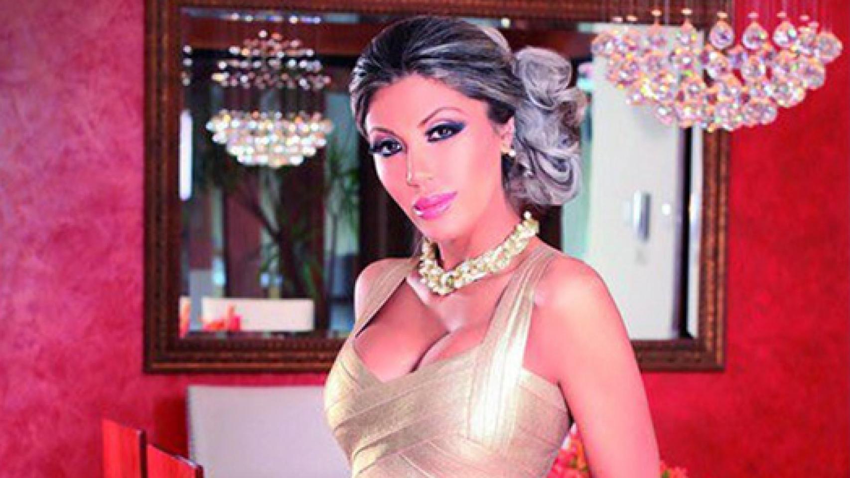 Gabriela Zapata posa en su casa