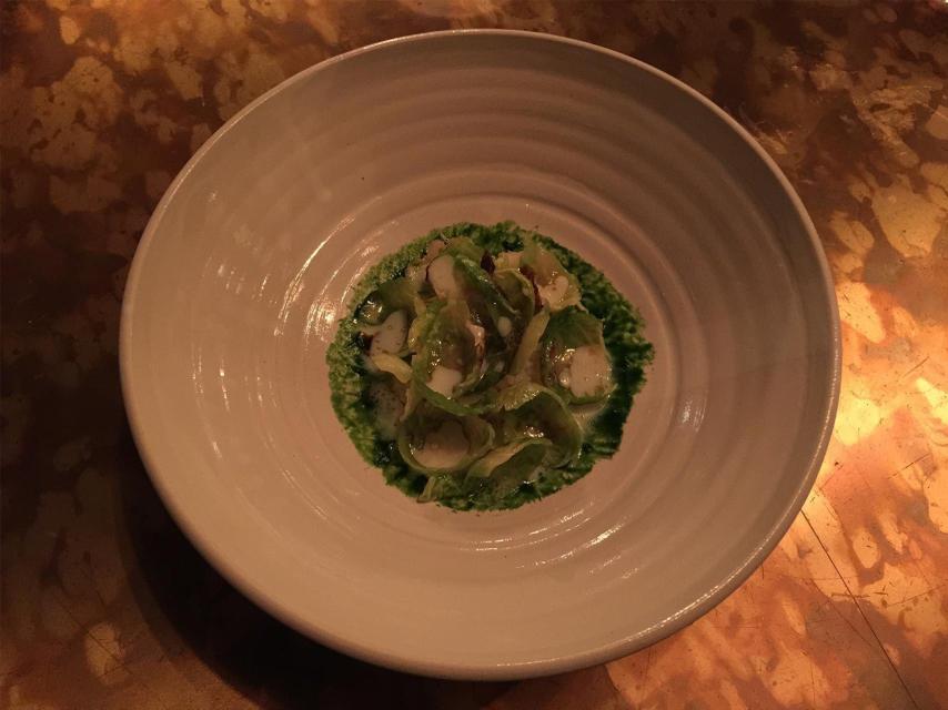 El cangrejo con coles de Bruselas del Uformel.