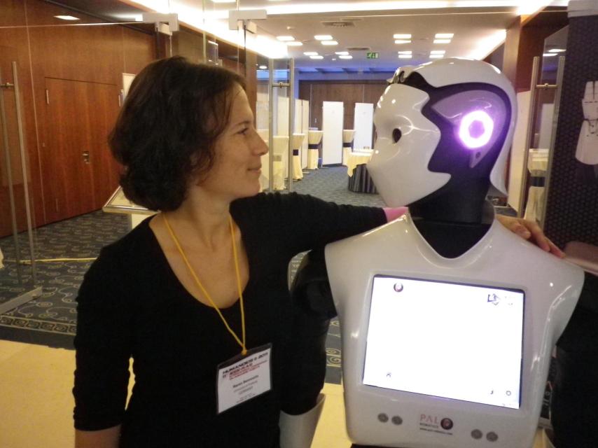 Un amable robot que siempre escucha.